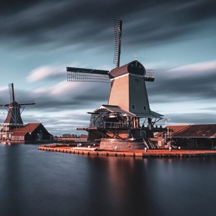 Young Adults (Social)